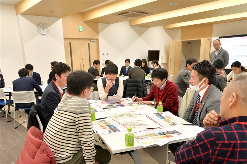 美園トークスタジアム